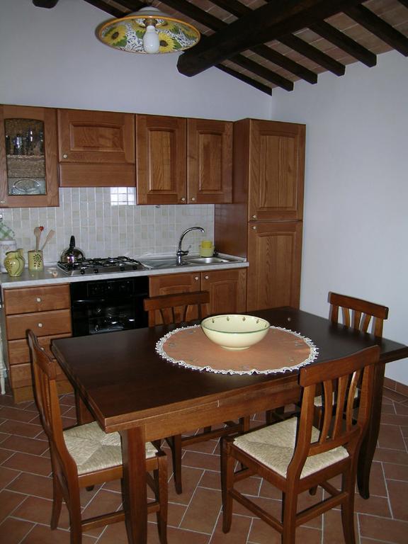 Agriturismo Podere Ossaia Cortona Habitación foto